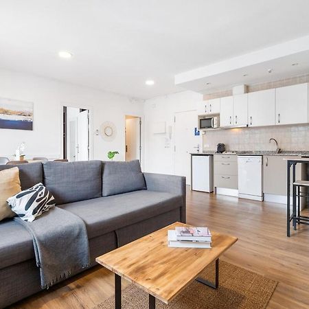 Lodging Apartments Liceu G1 برشلونة المظهر الخارجي الصورة