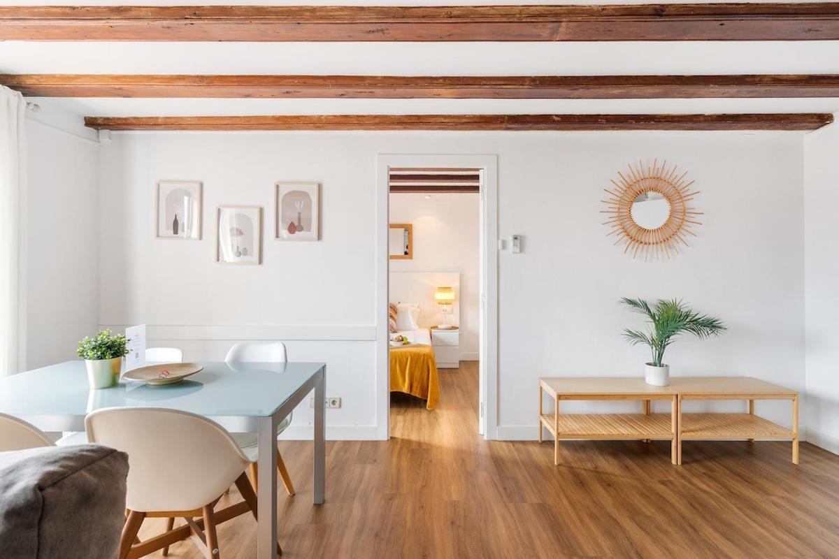 Lodging Apartments Liceu G1 برشلونة المظهر الخارجي الصورة