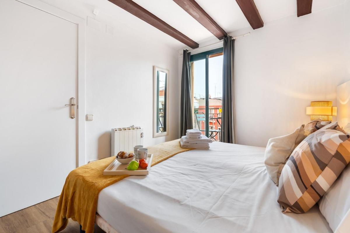 Lodging Apartments Liceu G1 برشلونة المظهر الخارجي الصورة